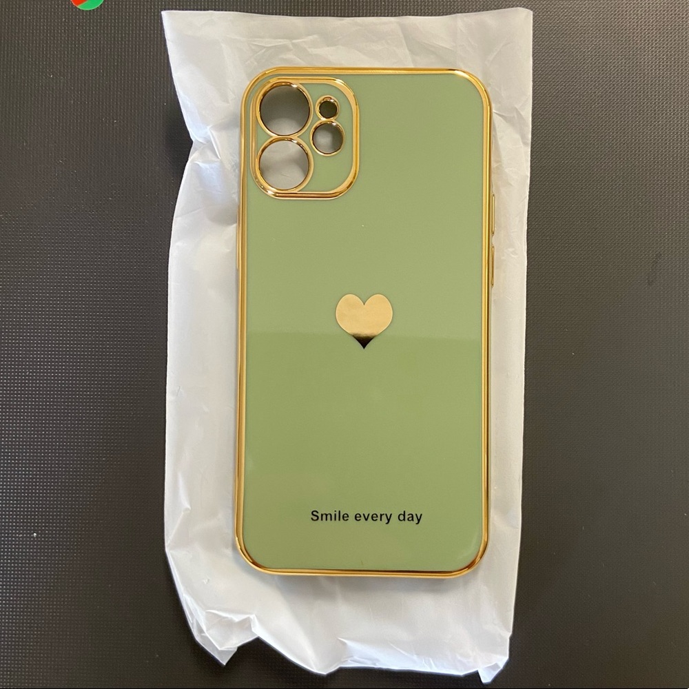 iPhone 12 mini phone case Heart “smile everyday”